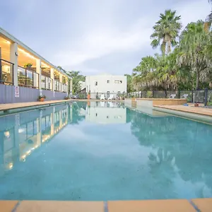 https://45-barrett-street.queenslandhotels.net